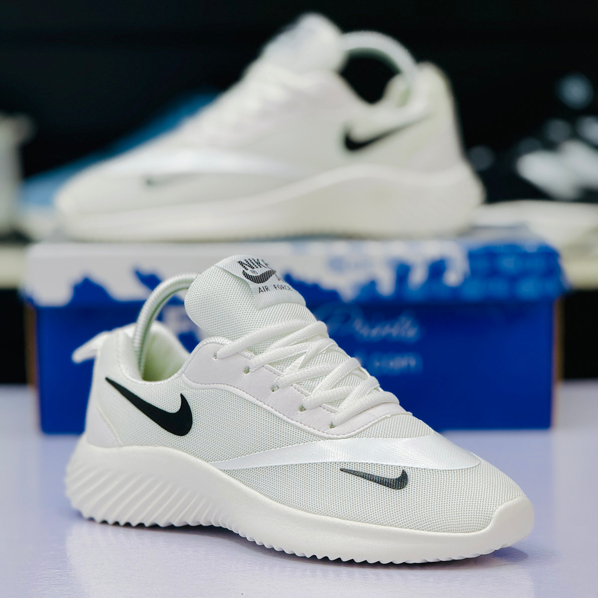 Model Code:306 – Running Sneaker