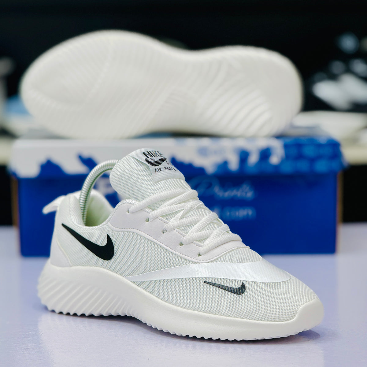 Model Code:306 – Running Sneaker
