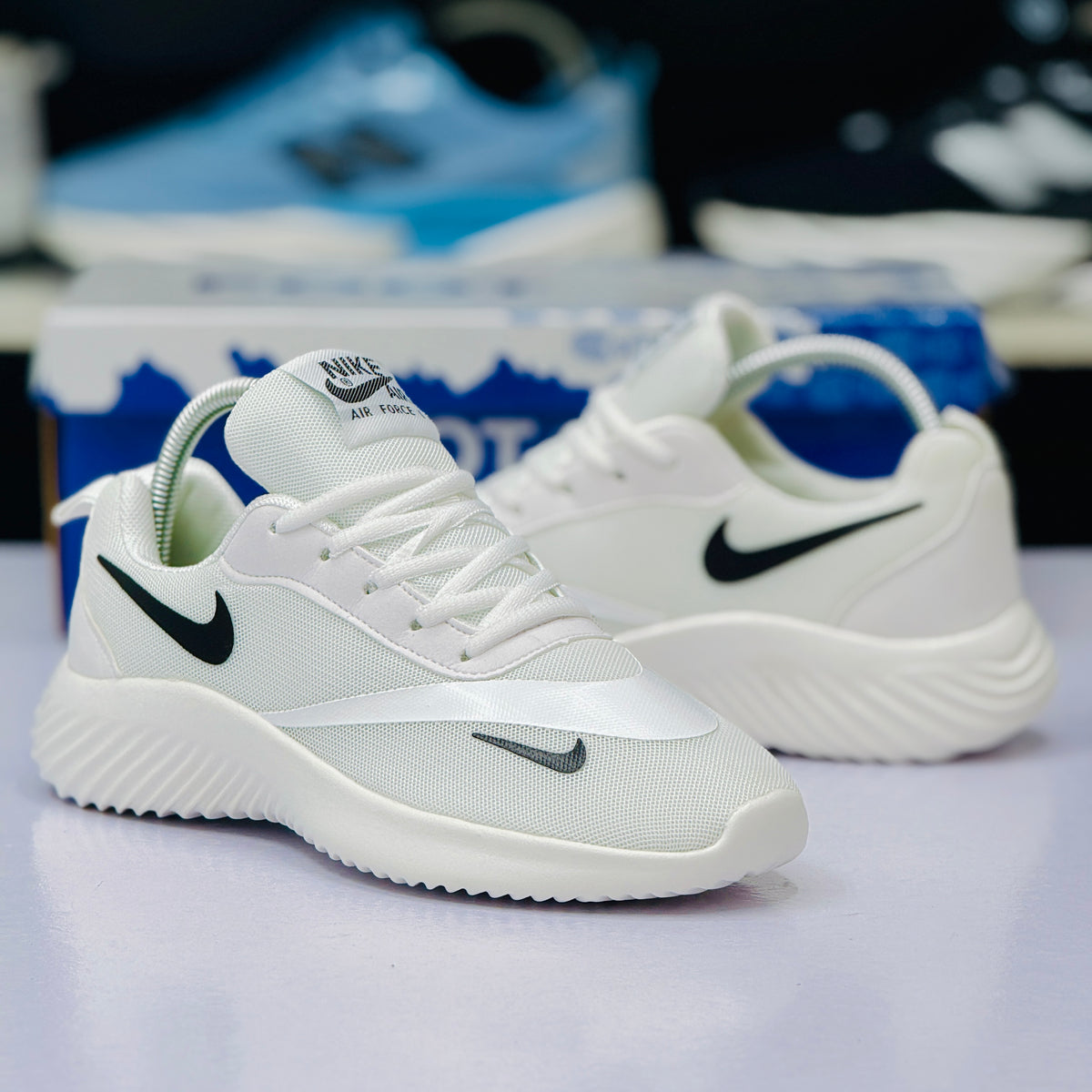 Model Code:306 – Running Sneaker
