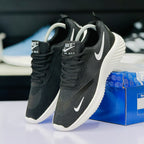 Model Code 307 – Running Sneaker
