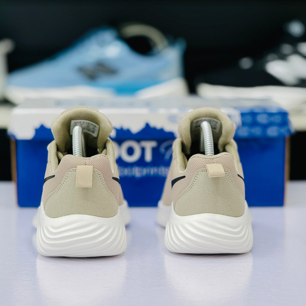 Model Code 308 – Running Sneaker