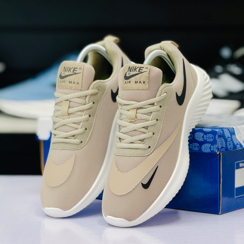 Model Code 308 – Running Sneaker