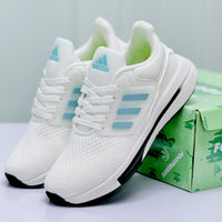 Model Code 327 – Running Sneaker