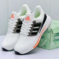 Model Code 329 – Running Sneaker