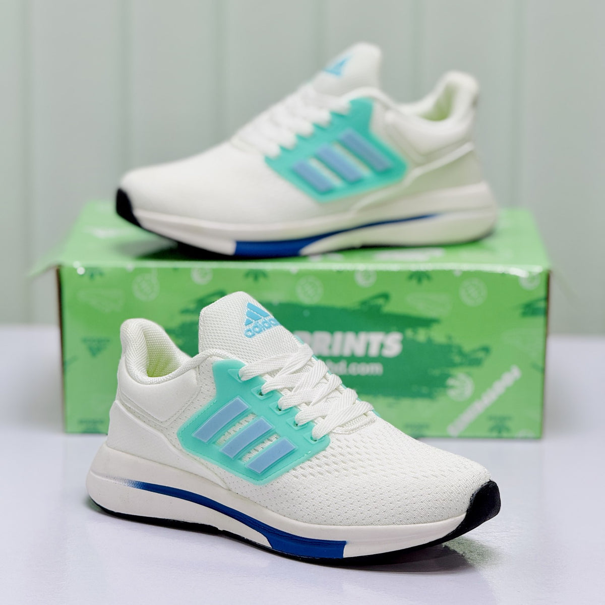 Model Code 331 – Running Sneaker