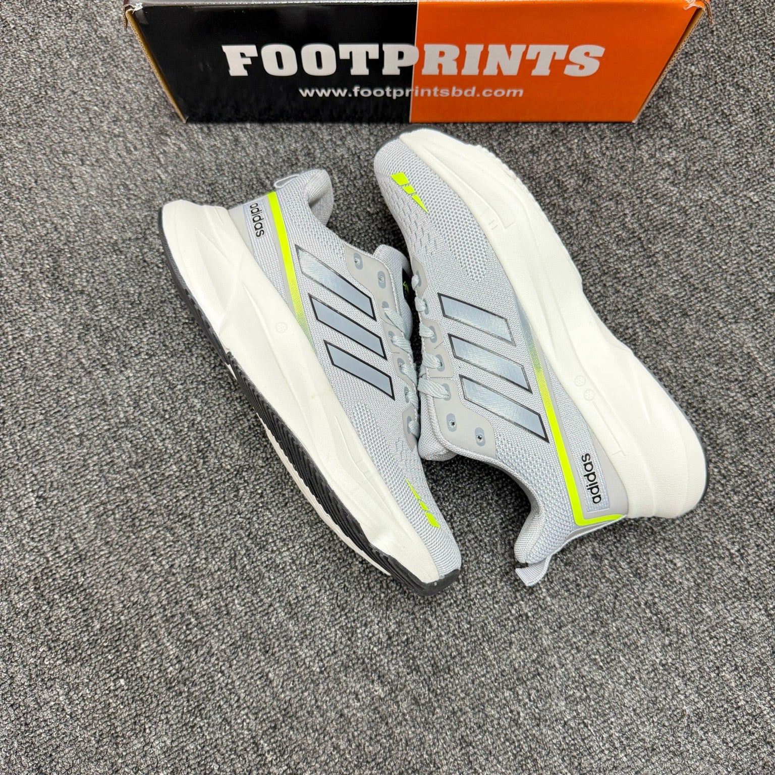 Model Code 356 – Running Sneaker