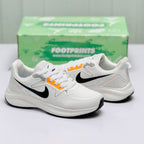 Model Code 421 – Running Sneaker