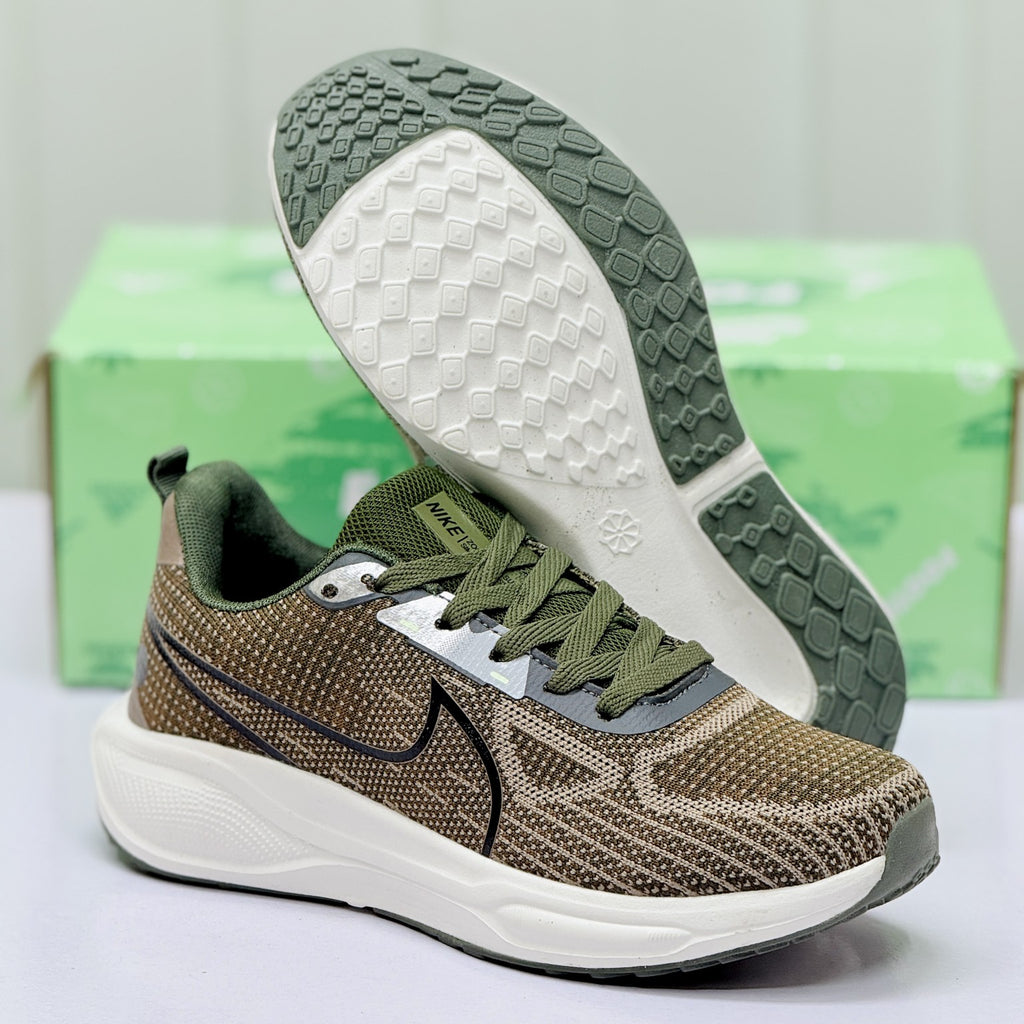Model Code 432 – Running Sneaker