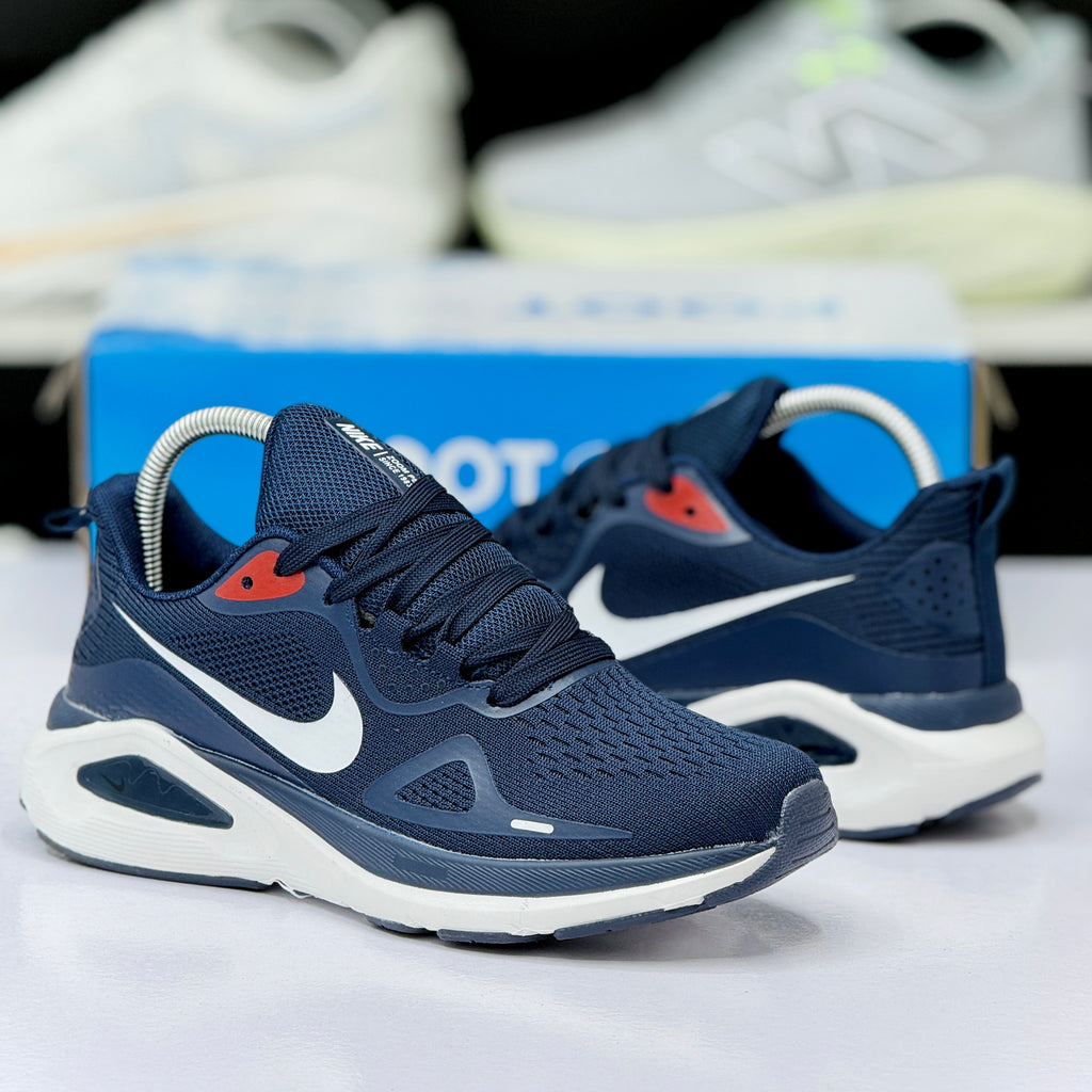 Model Code: 439 – Running Sneaker