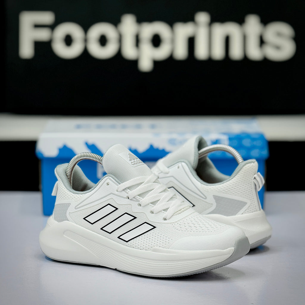 Model Code: 440 – Running Sneaker