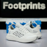 Model Code: 440 – Running Sneaker