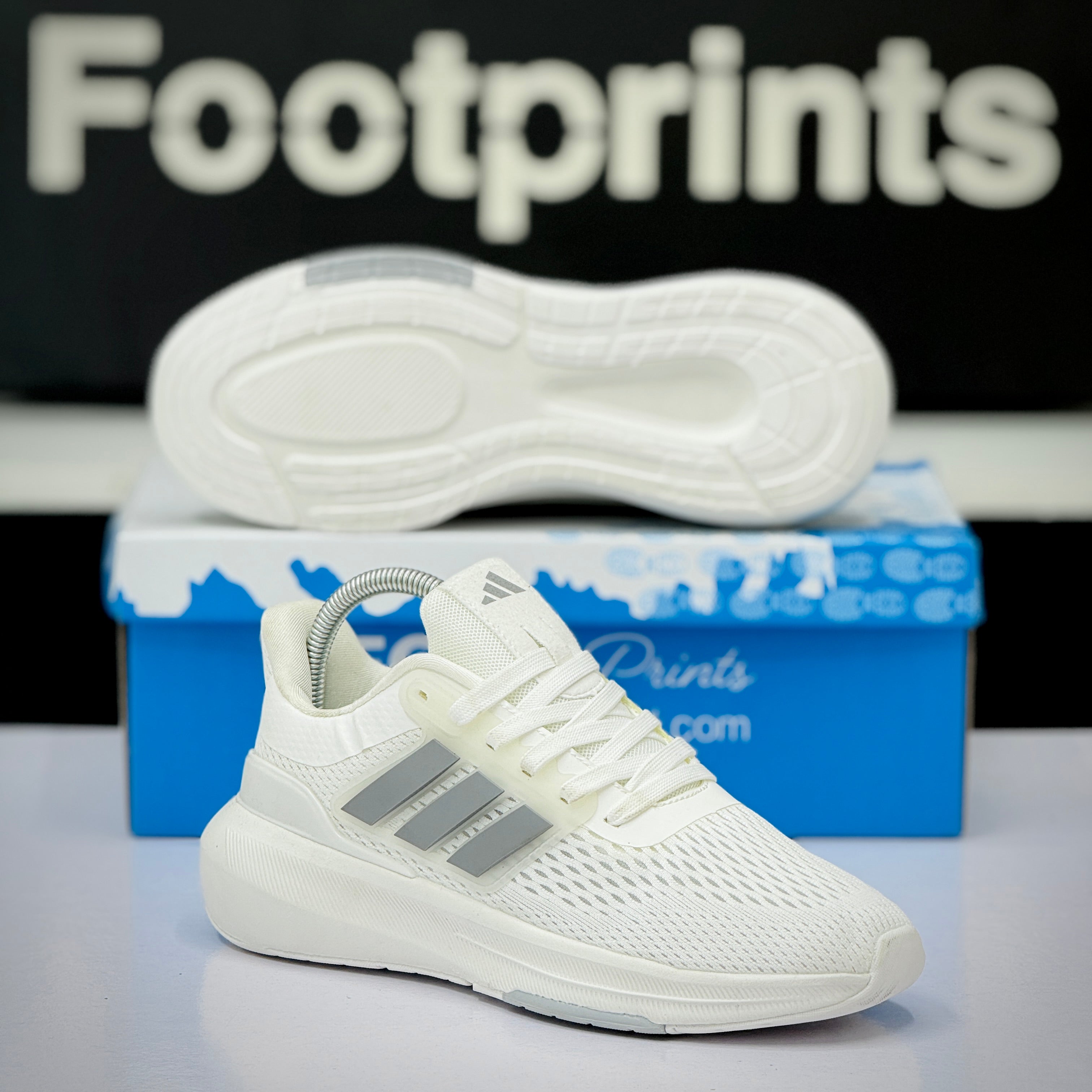 Model Code: 444 – Running Sneaker