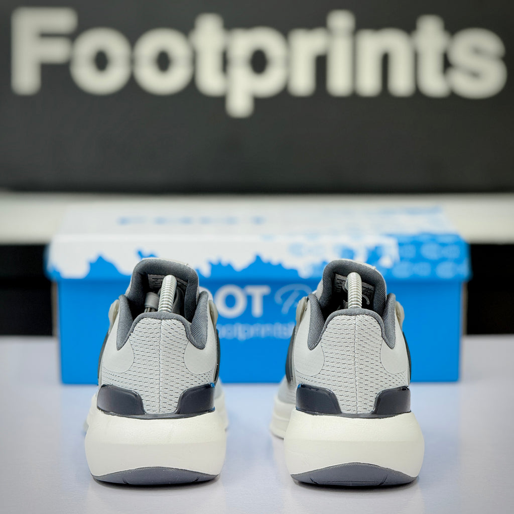 Model Code: 445 – Running Sneaker