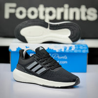 Model Code: 446 – Running Sneaker