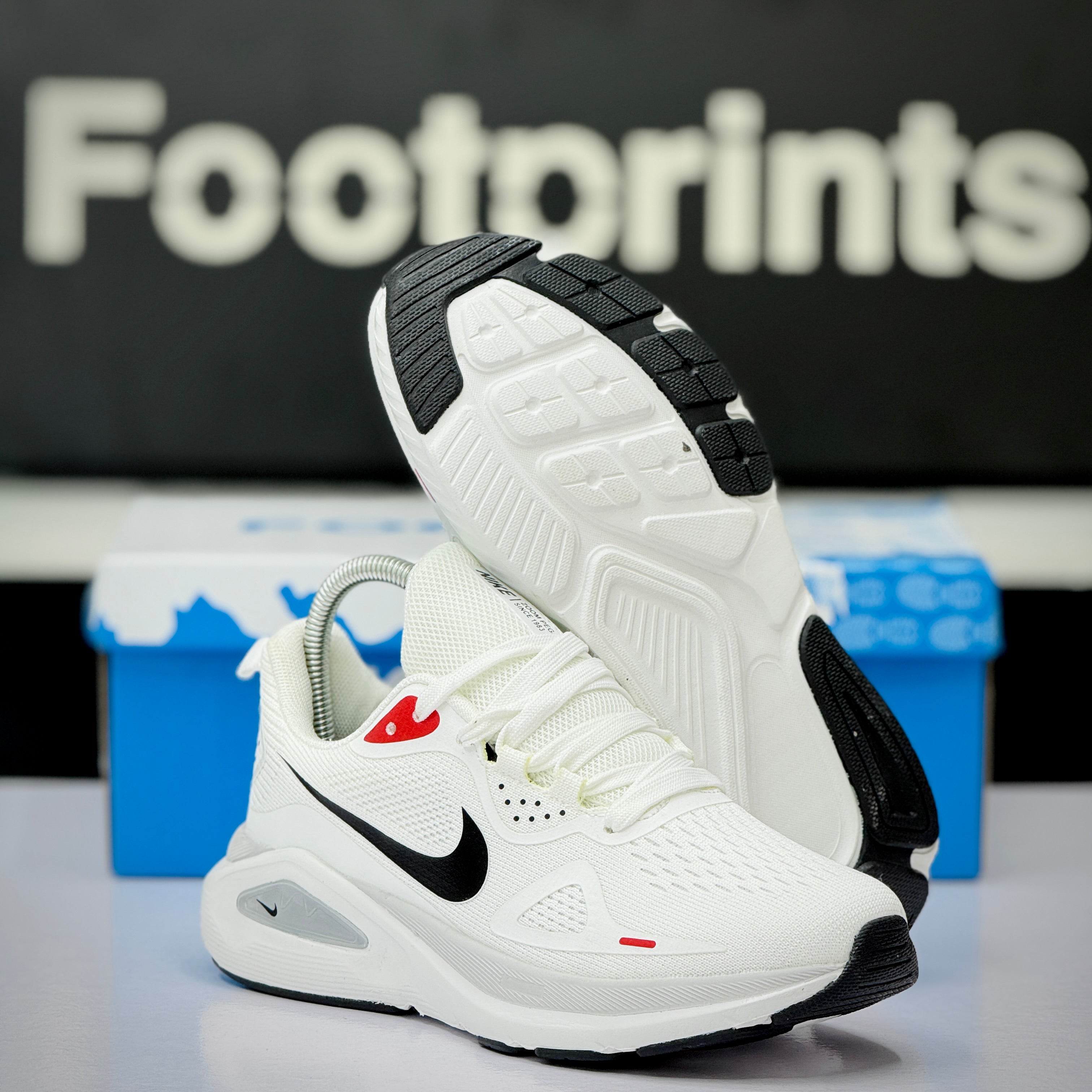 Model Code: 447 – Running Sneaker