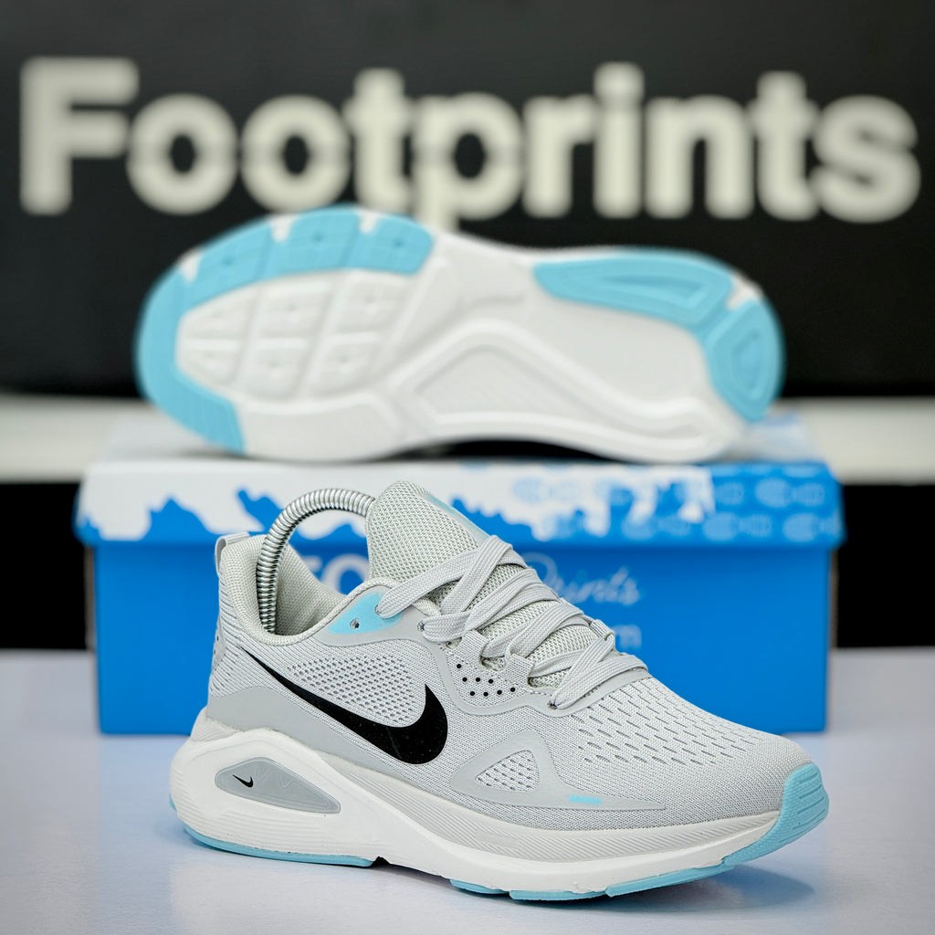 Model Code: 448 – Running Sneaker – Footprints
