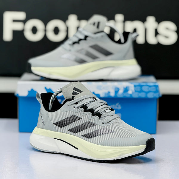 Model Code: 468 – Running Sneaker