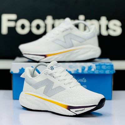 Model Code: 471 – Running Sneaker