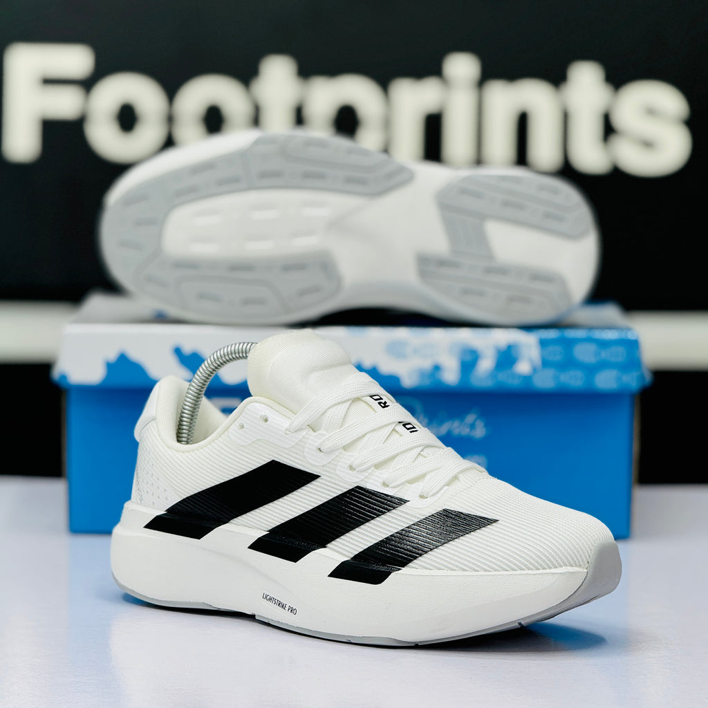 Model Code: 473 – Running Sneaker