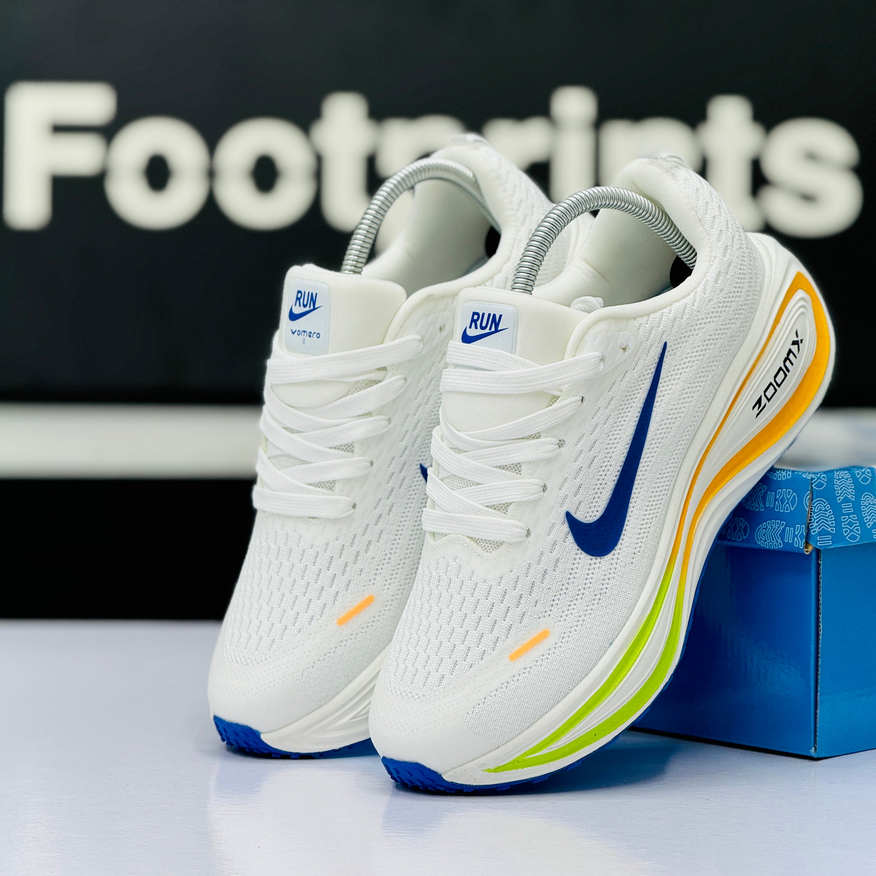 Model Code: 476 – Running Sneaker