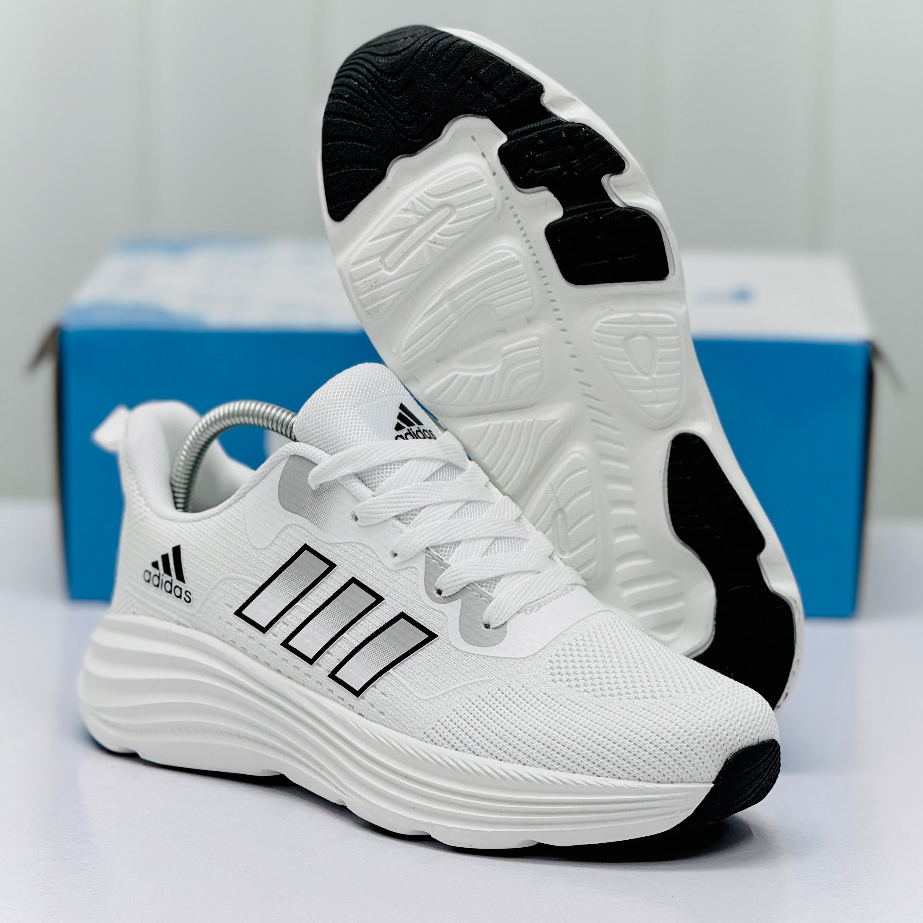 Model Code 478 – Running Sneaker