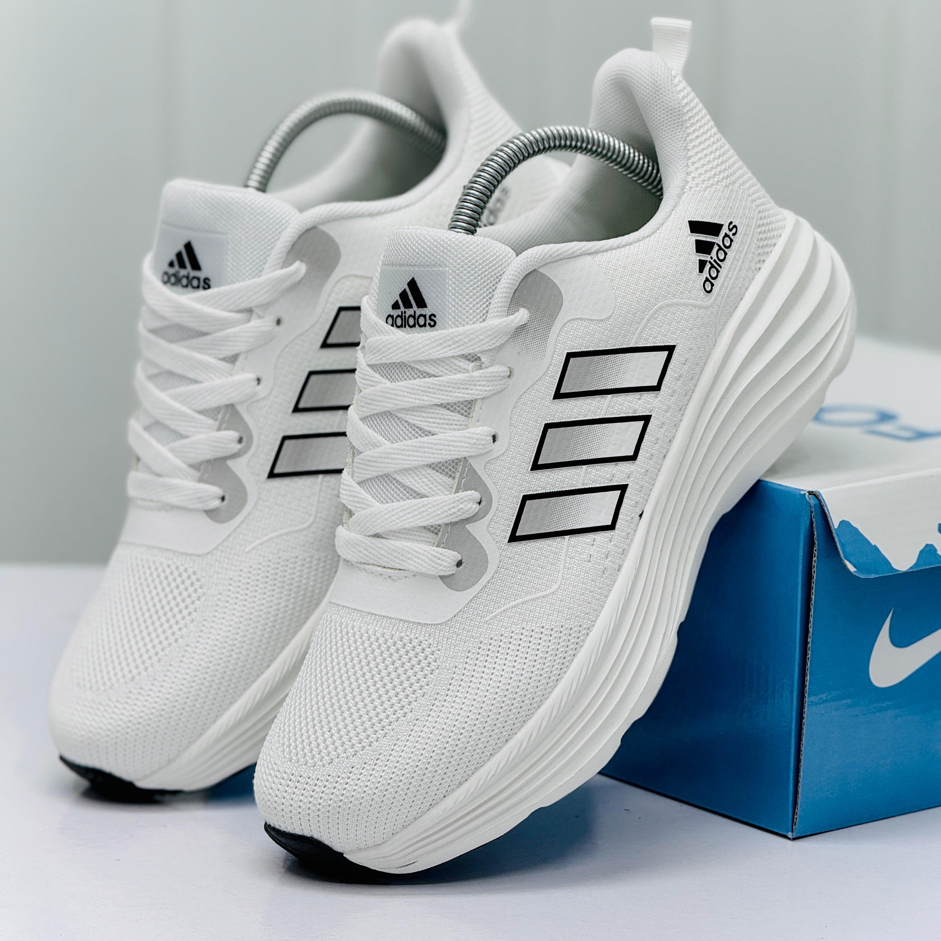Model Code 478 – Running Sneaker