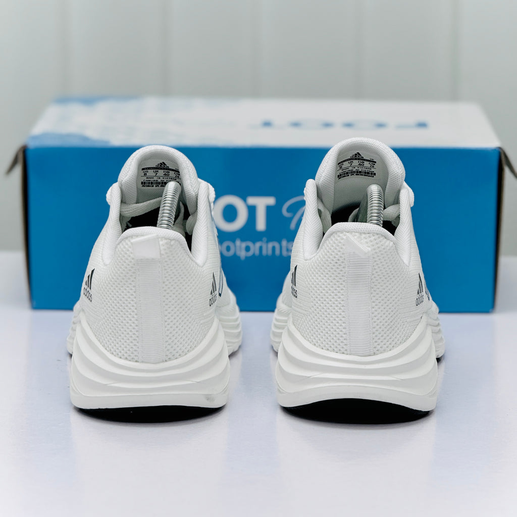 Model Code 478 – Running Sneaker