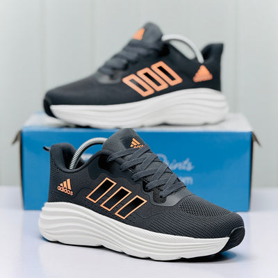 Model Code 480 – Running Sneaker