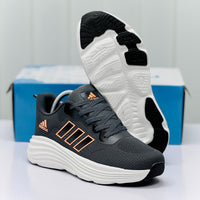 Model Code 480 – Running Sneaker