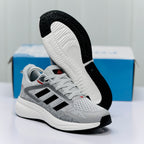 Model Code 483 – Running Sneaker
