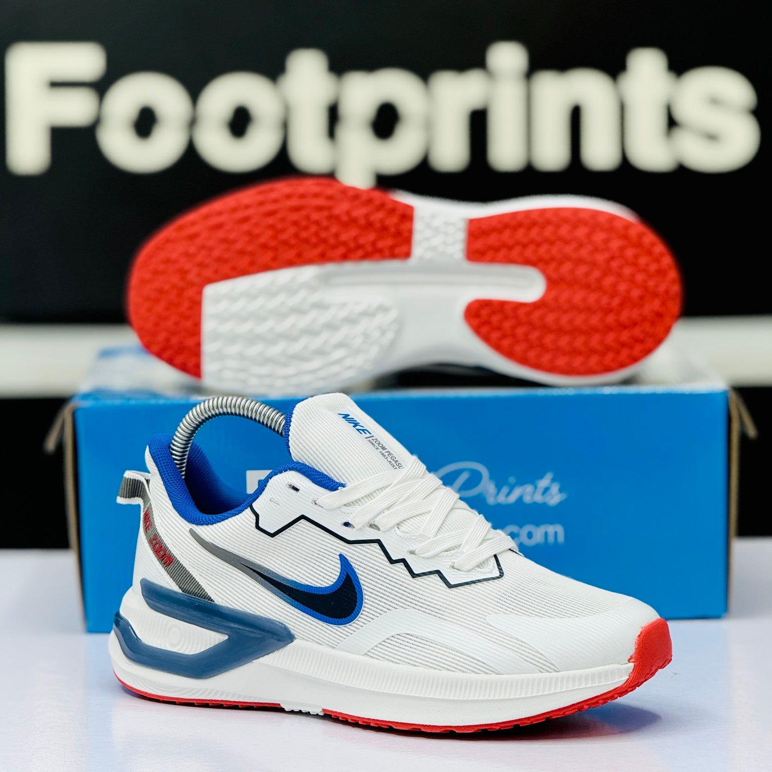 Model Code: 484 – Running Sneaker