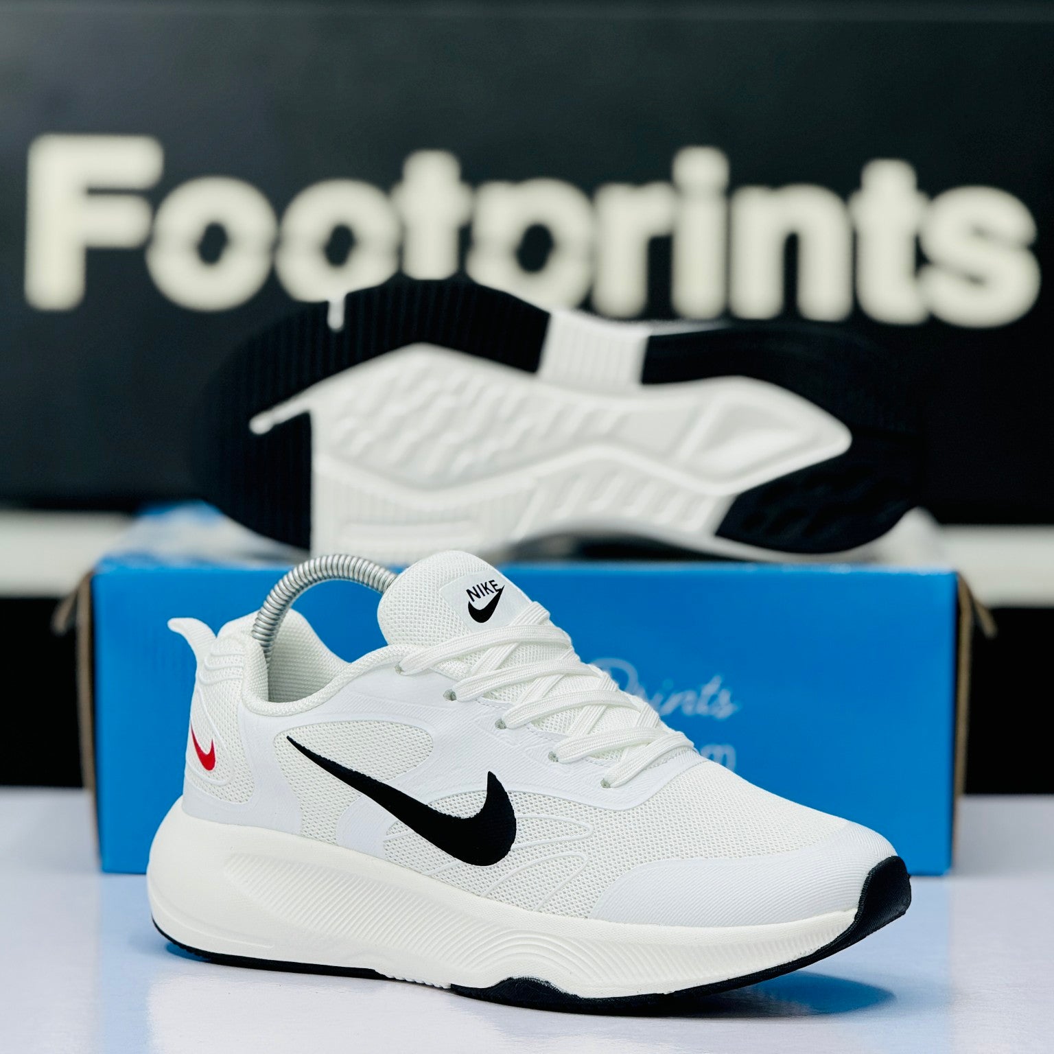 Model Code: 489 – Running Sneaker
