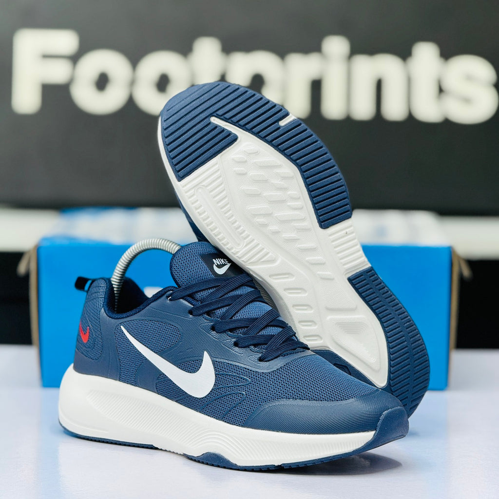 Model Code: 490 – Running Sneaker
