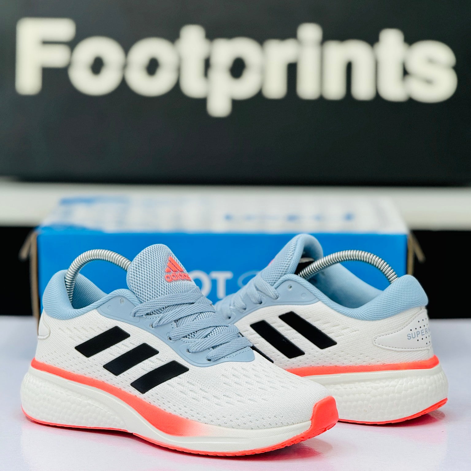 Nike Supernova Running Sneaker – Model Code: 498
