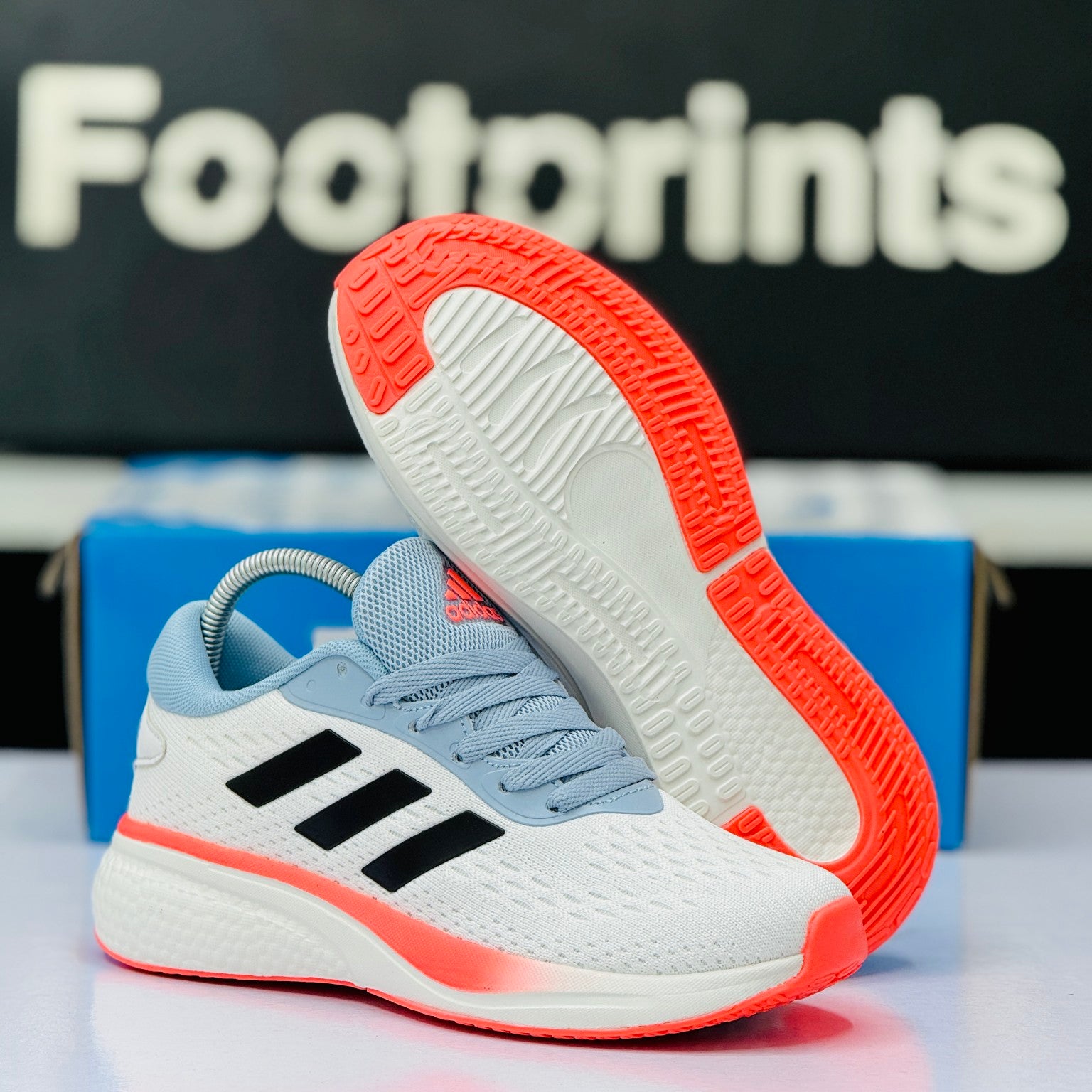 Nike Supernova Running Sneaker – Model Code: 498