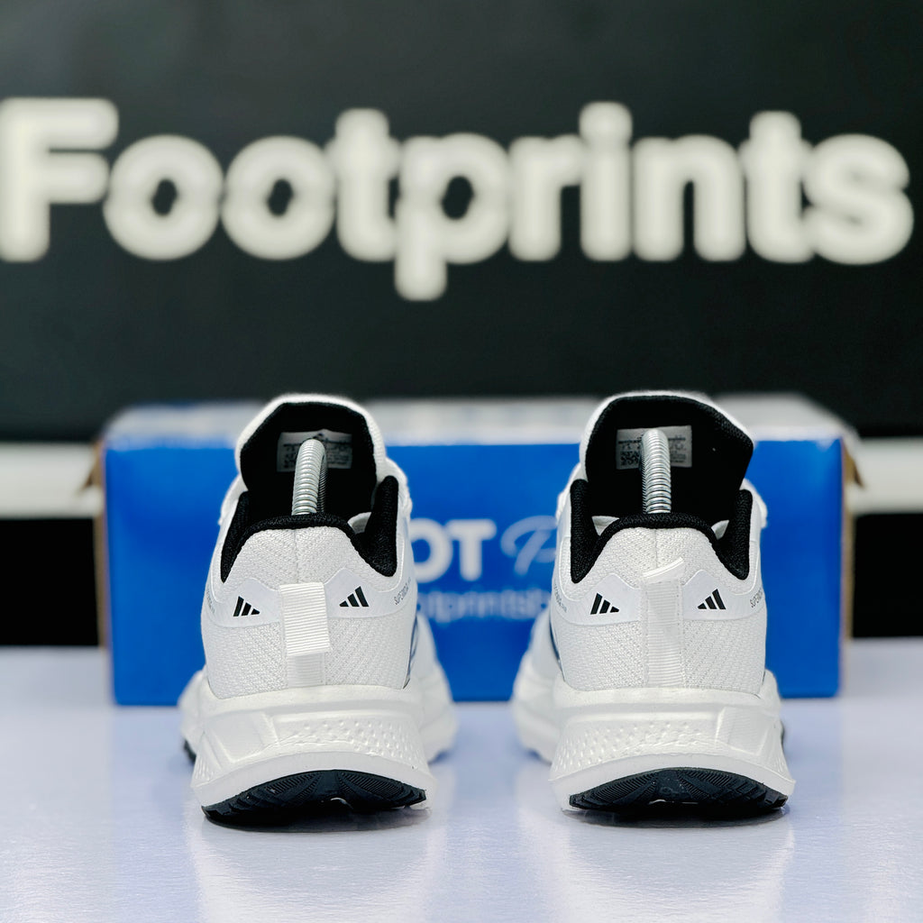 Model Code: 516 – Running Sneaker