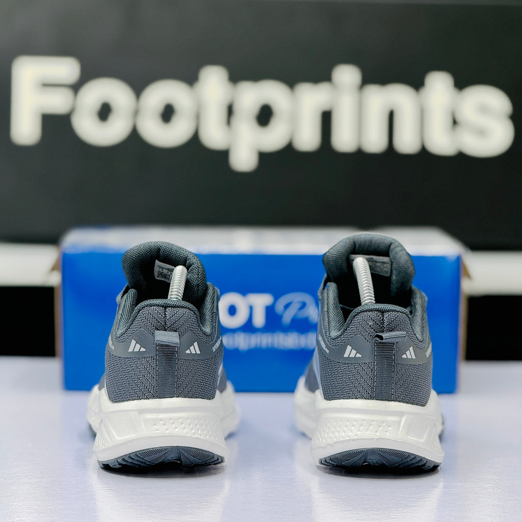 Model Code: 517 – Running Sneaker