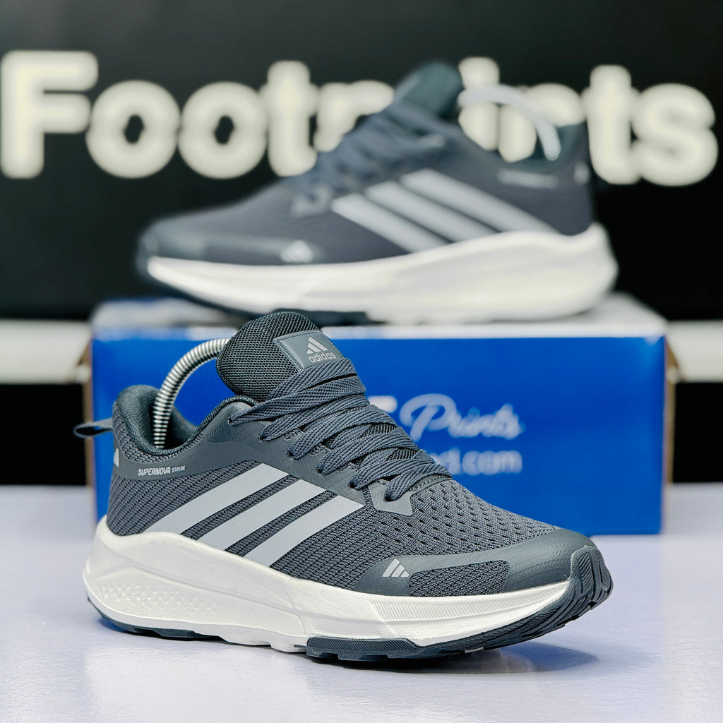 Model Code: 517 – Running Sneaker
