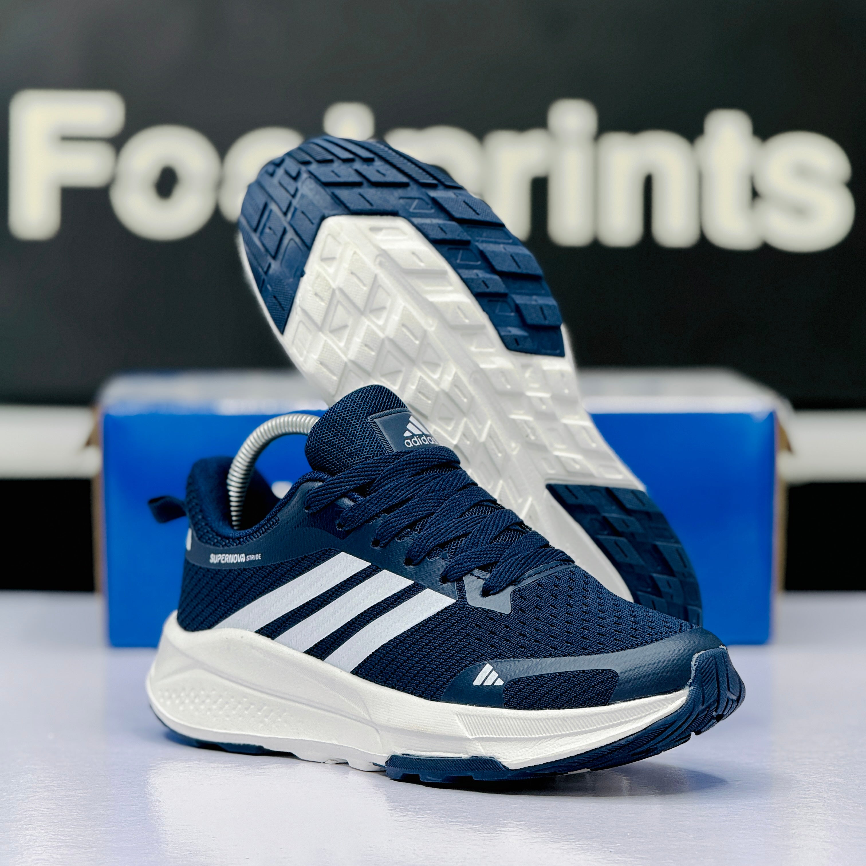 Model Code: 518 – Running Sneaker