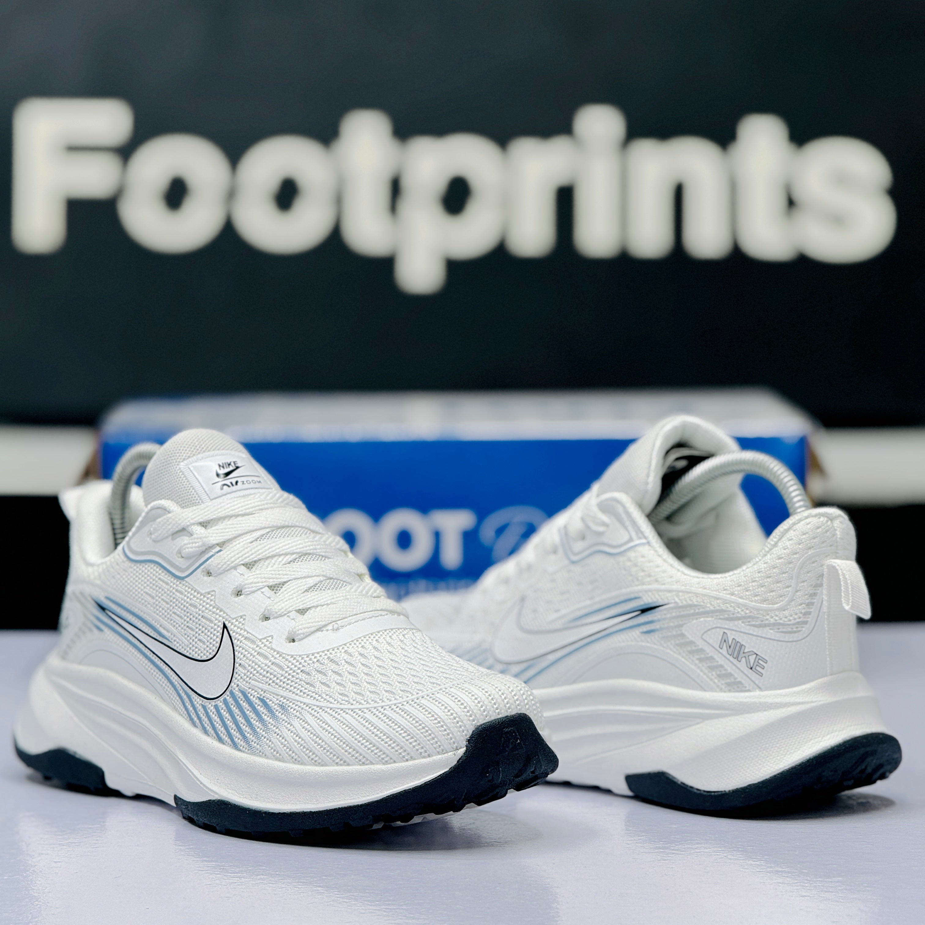 Model Code: 520 – Running Sneaker