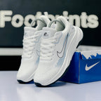 Model Code: 520 – Running Sneaker