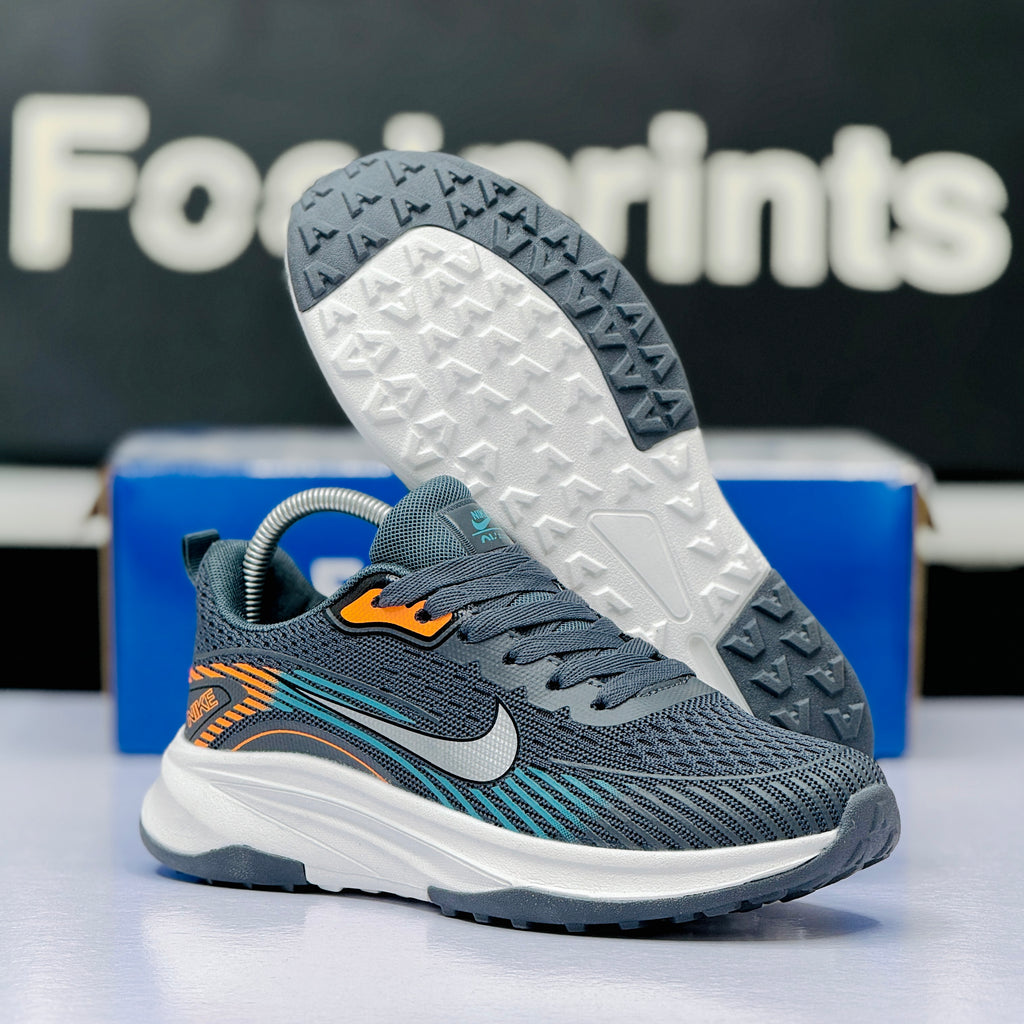 Model Code: 522 – Running Sneaker