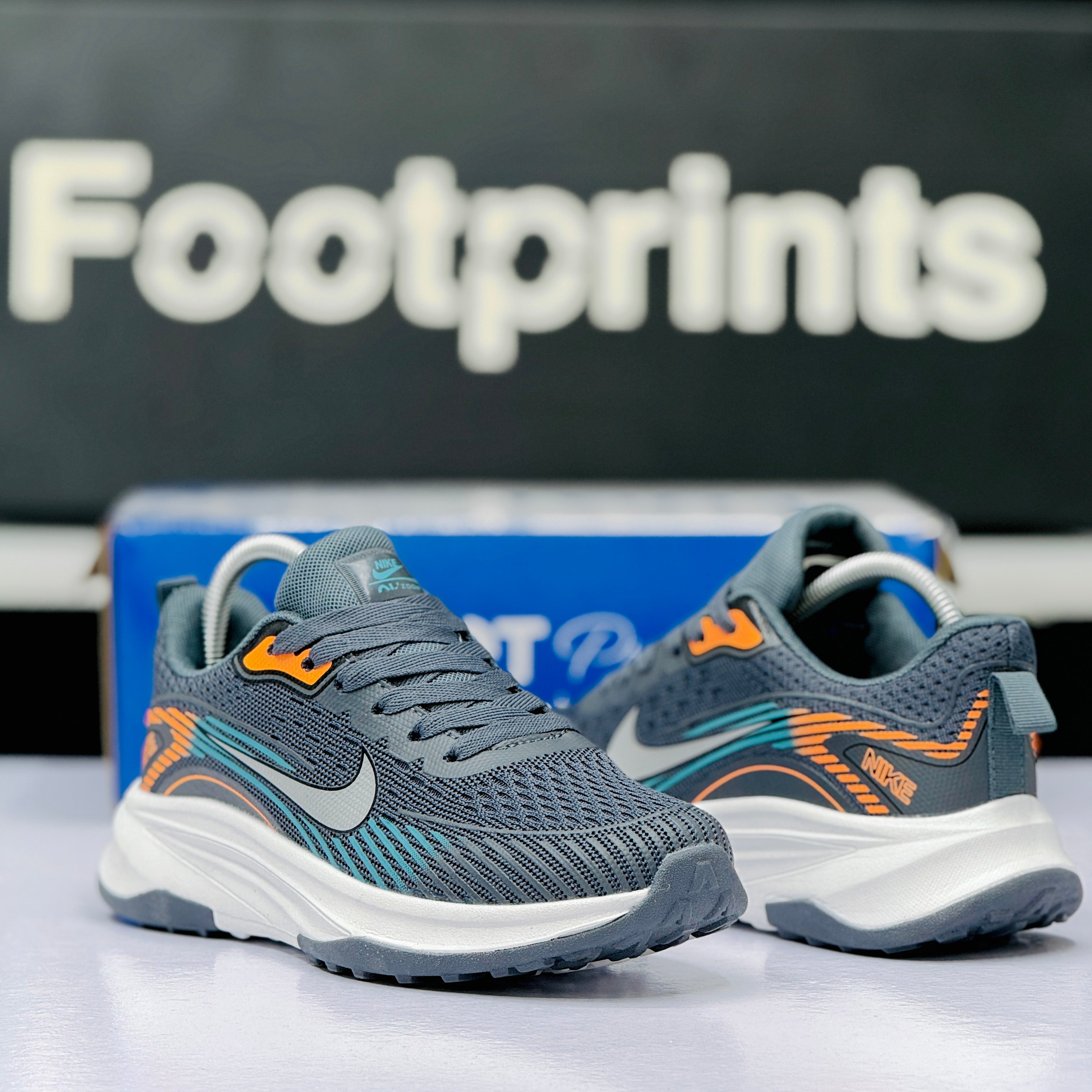 Model Code: 522 – Running Sneaker