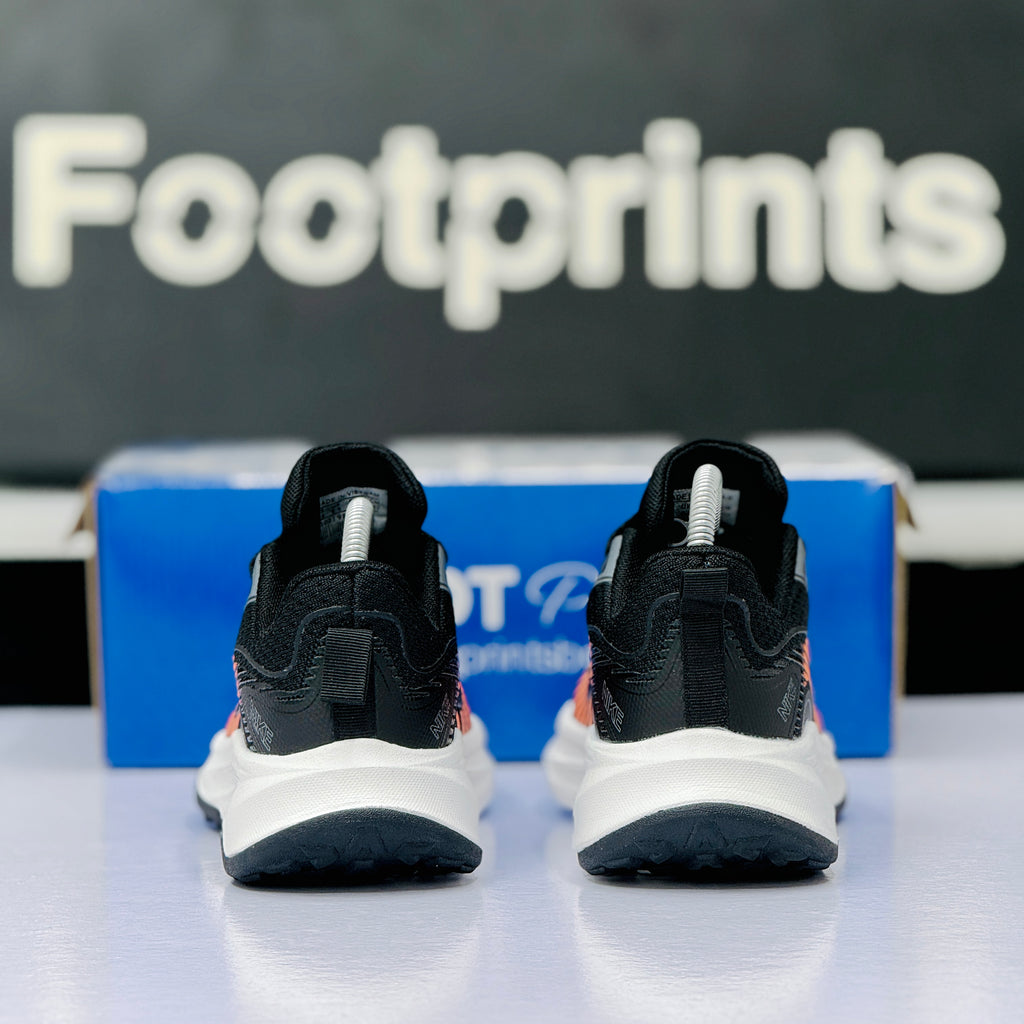 Model Code: 523 – Running Sneaker