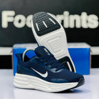 Model Code: 526 – Running Sneaker
