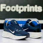 Model Code: 526 – Running Sneaker