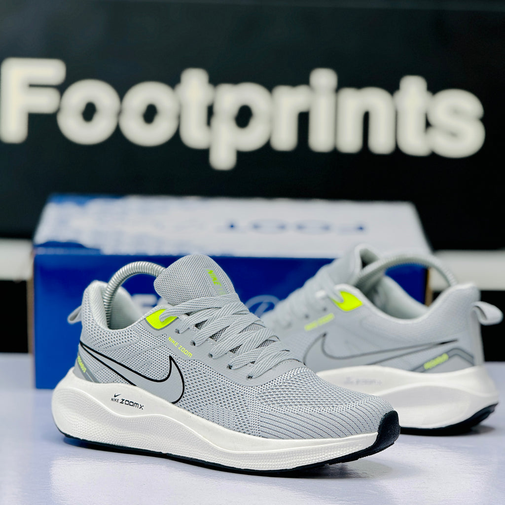 Model Code: 530 – Running Sneaker