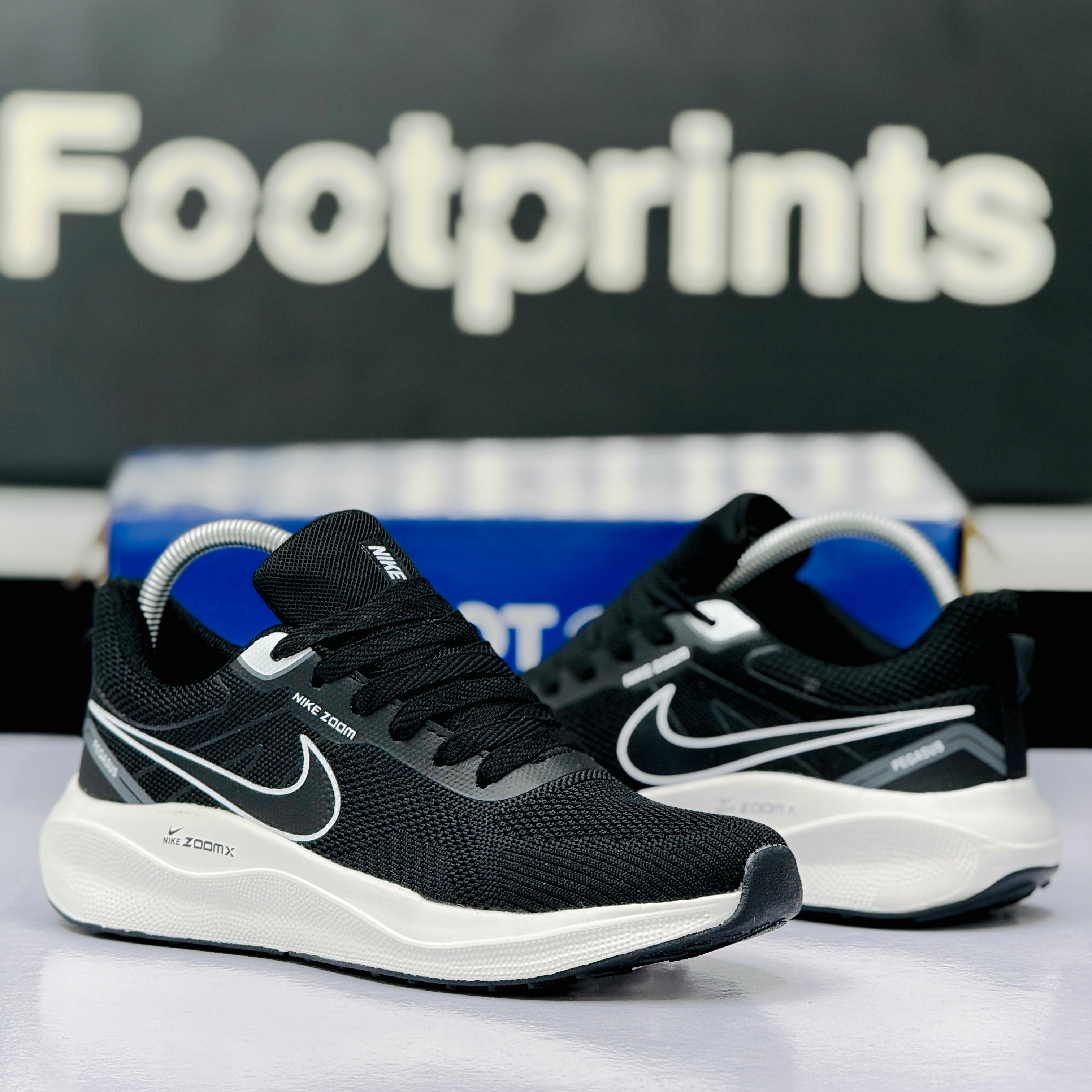 Model Code: 531 – Running Sneaker