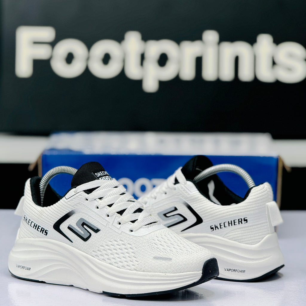 Model Code: 532 – Running Sneaker