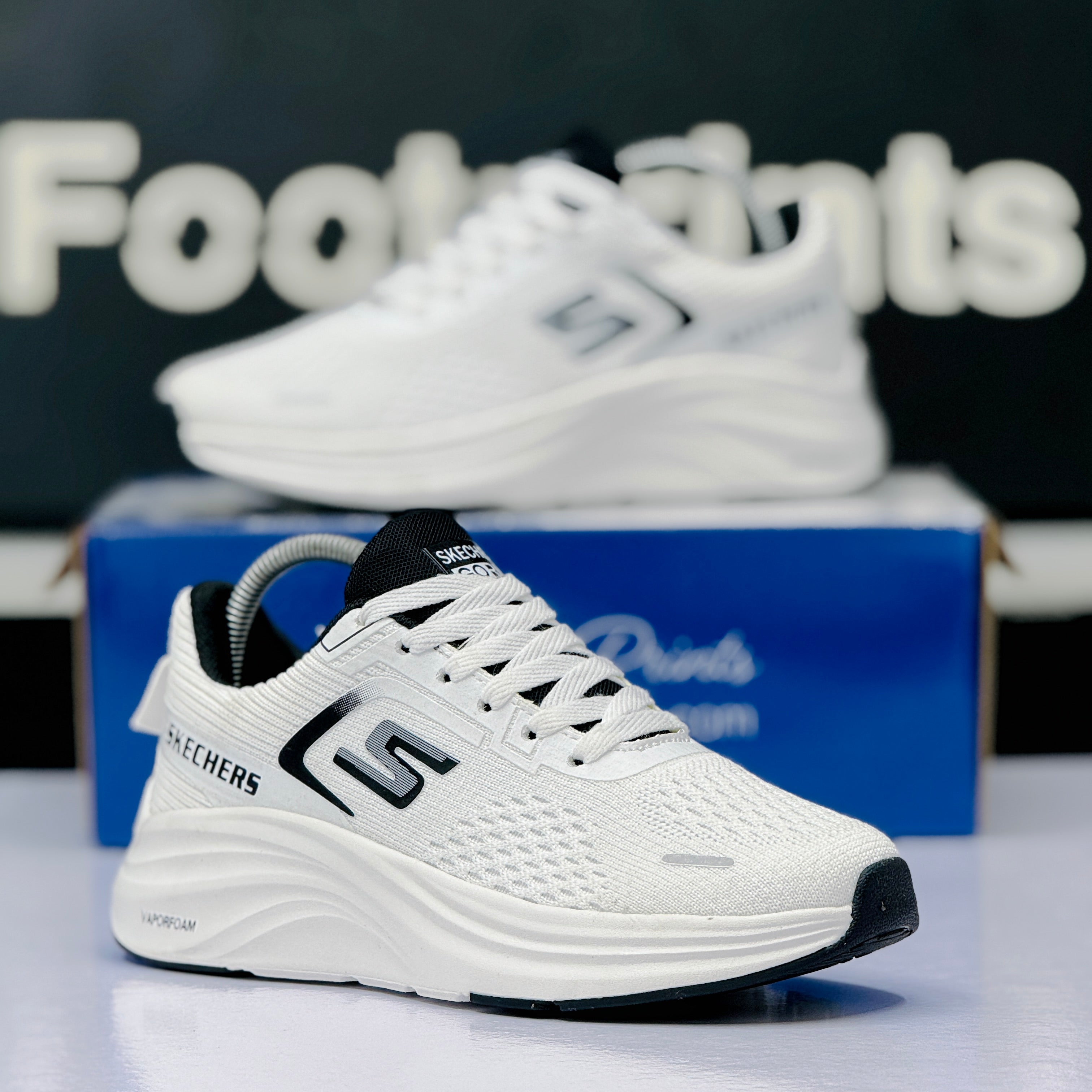 Model Code: 532 – Running Sneaker